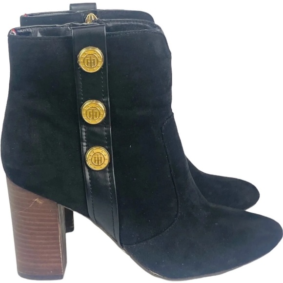 Tommy Hilfiger Black Faux Suede Gold Buttons Ankle Boots Size 9.5. - Picture 5 of 9